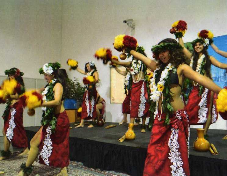 hula & tahitian dance lessons, classes, instruction, serving Del Mar, Leucadia, Cardiff, Solana Beach.